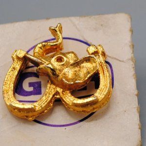 Vintage Retro Gulf Elephant Tie Pin Republican